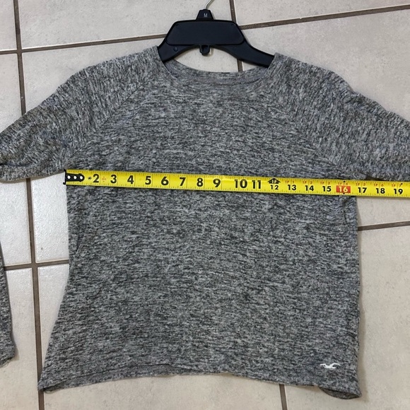 Hollister Women Must Have Collection Gray Longsleeve Shirt Size XS - Picture 7 of 7